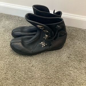 Women Renaissance festival boots